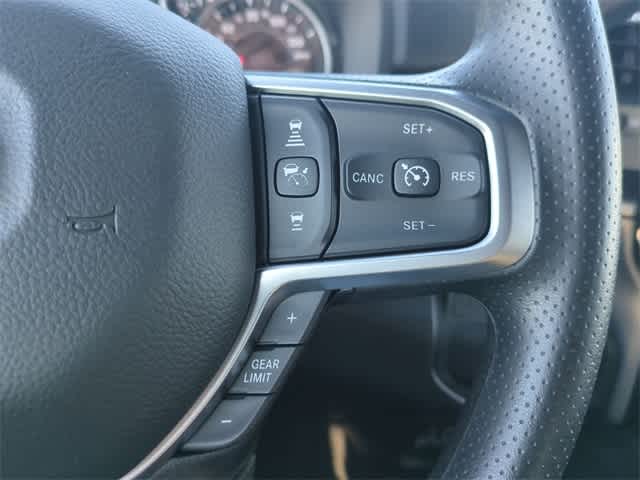 2026 RAM 3500 RAM 3500 TRADESMAN CREW CAB 4X4 8' BOX