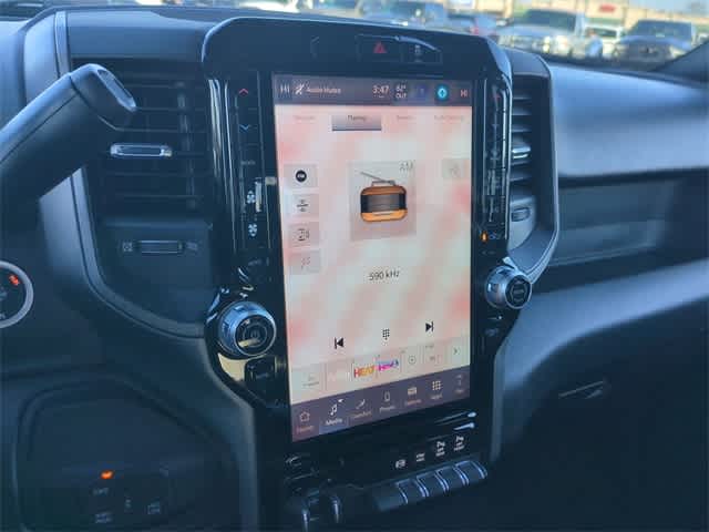 2026 RAM 3500 RAM 3500 TRADESMAN CREW CAB 4X4 8' BOX