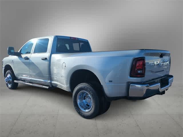 2026 RAM 3500 RAM 3500 TRADESMAN CREW CAB 4X4 8' BOX