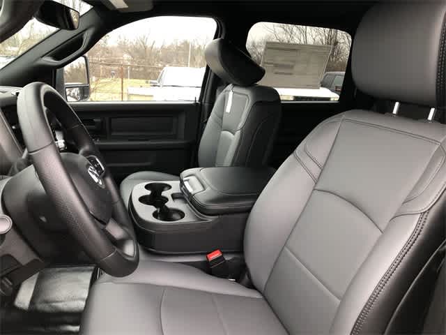 2026 RAM 3500 RAM 3500 TRADESMAN CREW CAB 4X4 8' BOX