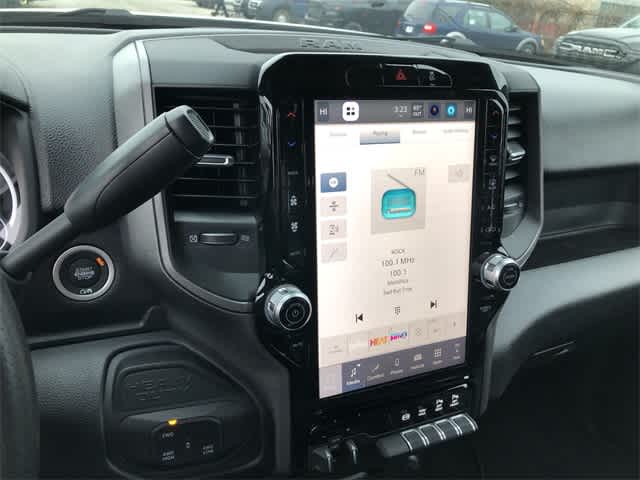 2026 RAM 3500 RAM 3500 TRADESMAN CREW CAB 4X4 8' BOX