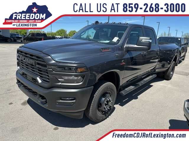 2026 RAM 3500 RAM 3500 TRADESMAN CREW CAB 4X4 8' BOX