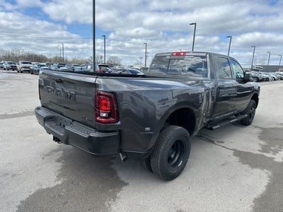 2026 RAM 3500 RAM 3500 TRADESMAN CREW CAB 4X4 8' BOX