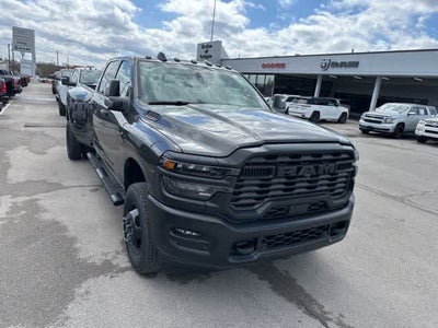 2026 RAM 3500 RAM 3500 TRADESMAN CREW CAB 4X4 8' BOX
