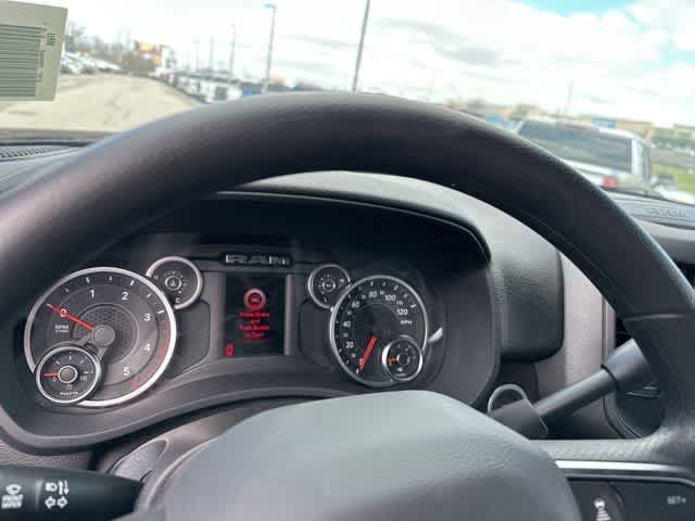 2026 RAM 3500 RAM 3500 TRADESMAN CREW CAB 4X4 8' BOX