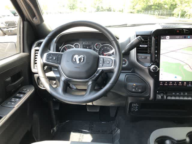 2026 RAM 3500 RAM 3500 TRADESMAN CREW CAB 4X4 8' BOX