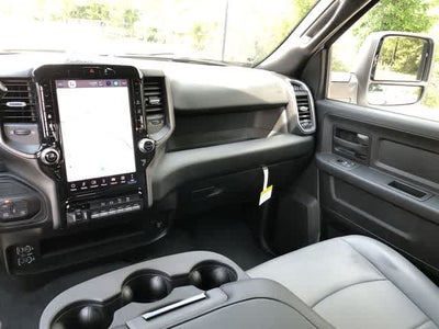 2026 RAM 3500 RAM 3500 TRADESMAN CREW CAB 4X4 8' BOX