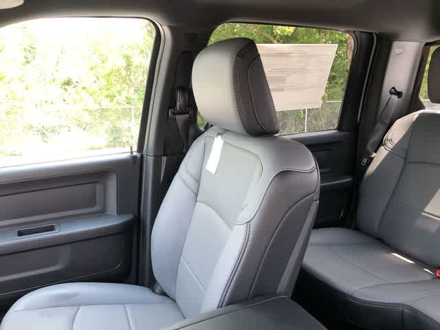 2026 RAM 3500 RAM 3500 TRADESMAN CREW CAB 4X4 8' BOX