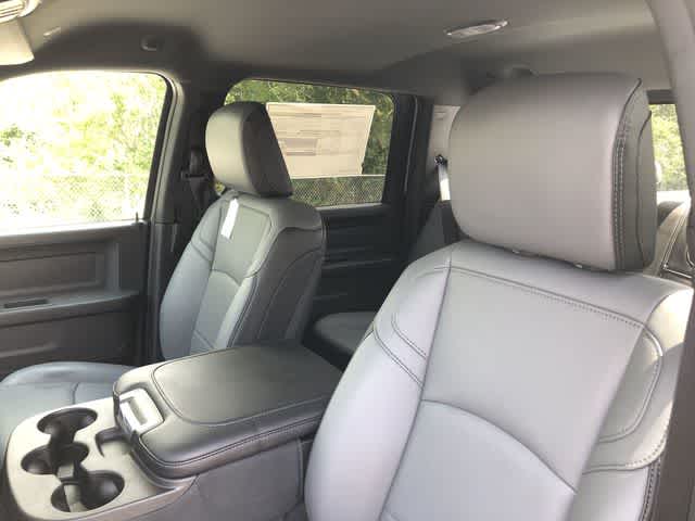 2026 RAM 3500 RAM 3500 TRADESMAN CREW CAB 4X4 8' BOX