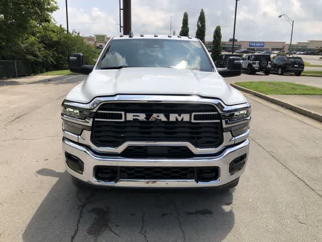 2026 RAM 3500 RAM 3500 TRADESMAN CREW CAB 4X4 8' BOX