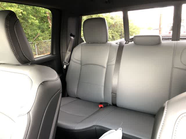 2026 RAM 3500 RAM 3500 TRADESMAN CREW CAB 4X4 8' BOX