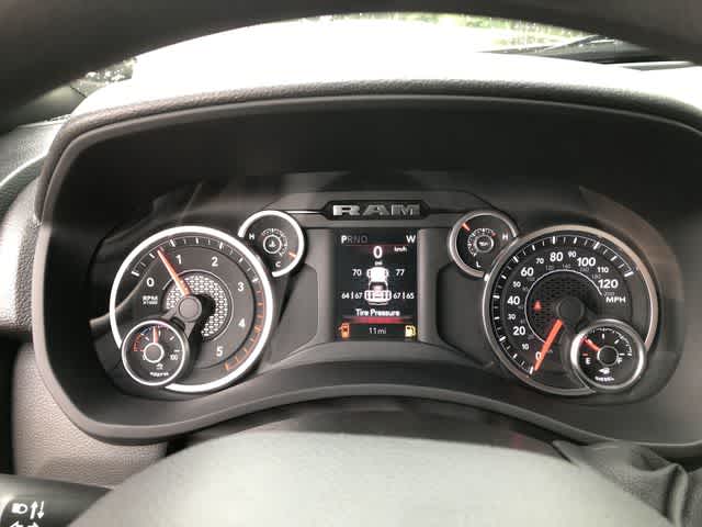 2026 RAM 3500 RAM 3500 TRADESMAN CREW CAB 4X4 8' BOX