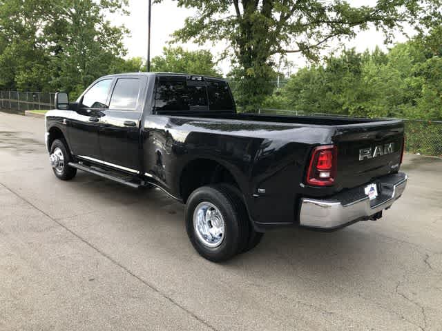 2026 RAM 3500 RAM 3500 TRADESMAN CREW CAB 4X4 8' BOX