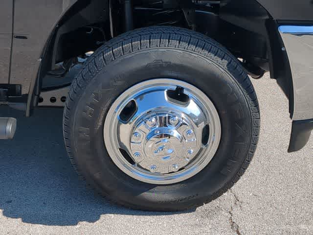 2026 RAM 3500 RAM 3500 TRADESMAN CREW CAB 4X4 8' BOX