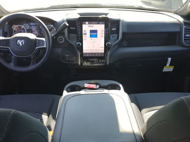 2026 RAM 3500 RAM 3500 TRADESMAN CREW CAB 4X4 8' BOX