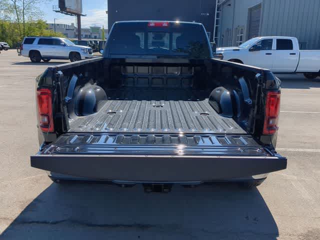 2026 RAM 3500 RAM 3500 TRADESMAN CREW CAB 4X4 8' BOX