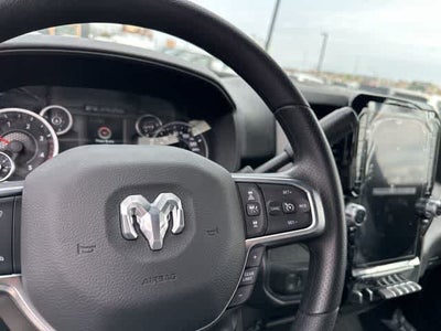 2026 RAM 3500 RAM 3500 TRADESMAN CREW CAB 4X4 8' BOX