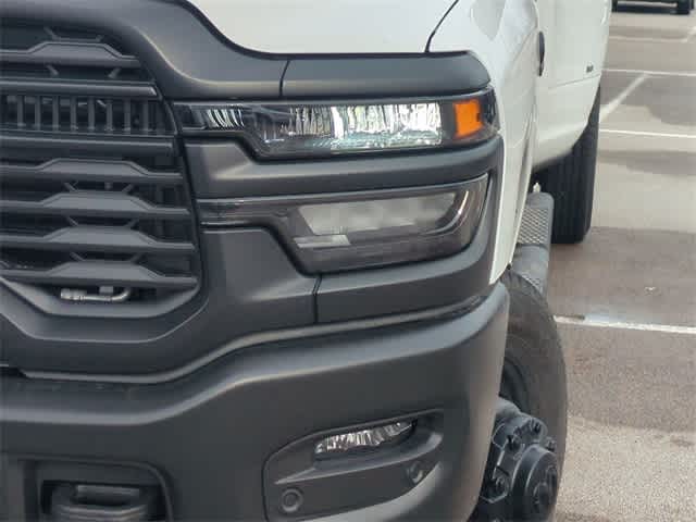 2026 RAM 3500 RAM 3500 TRADESMAN CREW CAB 4X4 8' BOX