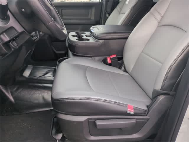 2026 RAM 3500 RAM 3500 TRADESMAN CREW CAB 4X4 8' BOX