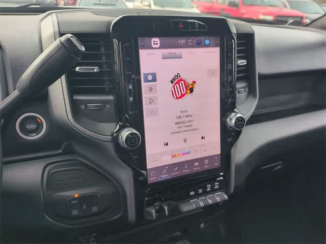 2026 RAM 3500 RAM 3500 TRADESMAN CREW CAB 4X4 8' BOX