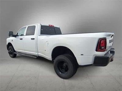 2026 RAM 3500 RAM 3500 TRADESMAN CREW CAB 4X4 8' BOX