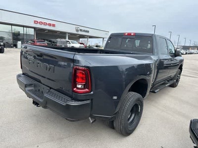 2026 RAM 3500 RAM 3500 TRADESMAN CREW CAB 4X4 8' BOX