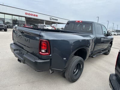 2026 RAM 3500 RAM 3500 TRADESMAN CREW CAB 4X4 8' BOX