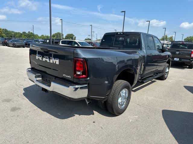 2026 RAM 3500 RAM 3500 TRADESMAN CREW CAB 4X4 8' BOX