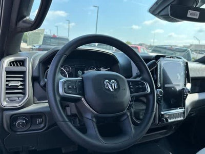 2026 RAM 3500 RAM 3500 TRADESMAN CREW CAB 4X4 8' BOX