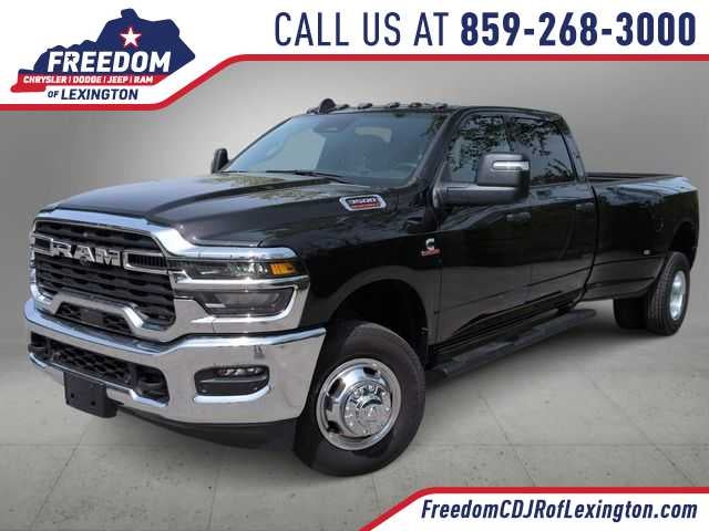2026 RAM 3500 RAM 3500 TRADESMAN CREW CAB 4X4 8' BOX