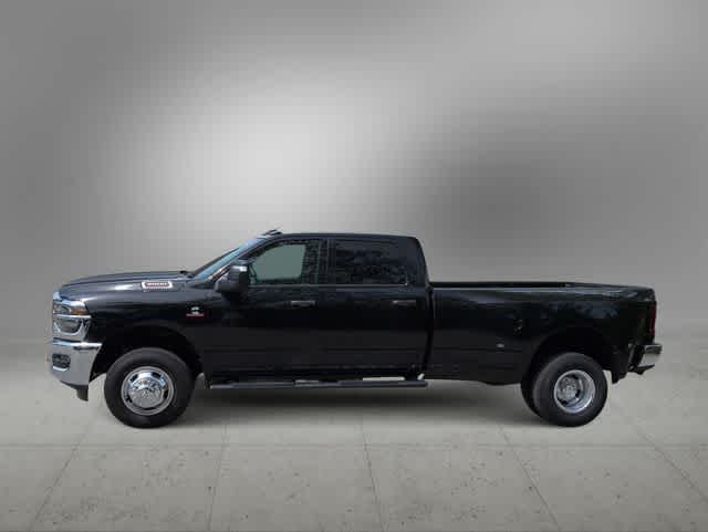 2026 RAM 3500 RAM 3500 TRADESMAN CREW CAB 4X4 8' BOX