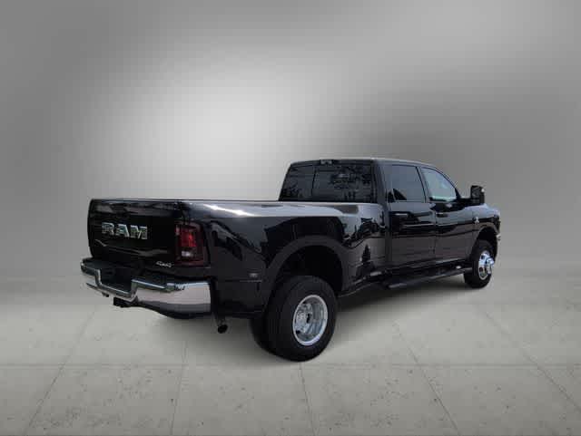 2026 RAM 3500 RAM 3500 TRADESMAN CREW CAB 4X4 8' BOX
