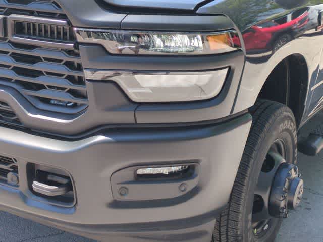 2026 RAM 3500 RAM 3500 TRADESMAN CREW CAB 4X4 8' BOX