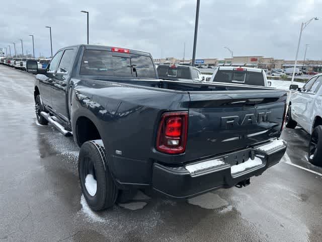 2026 RAM 3500 RAM 3500 TRADESMAN CREW CAB 4X4 8' BOX