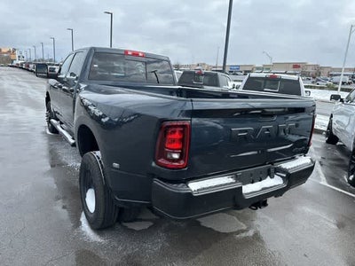 2026 RAM 3500 RAM 3500 TRADESMAN CREW CAB 4X4 8' BOX