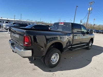 2026 RAM 3500 RAM 3500 TRADESMAN CREW CAB 4X4 8' BOX
