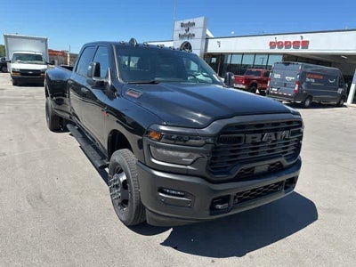 2026 RAM 3500 RAM 3500 TRADESMAN CREW CAB 4X4 8' BOX