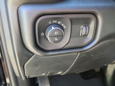 2026 RAM 3500 RAM 3500 TRADESMAN CREW CAB 4X4 8' BOX