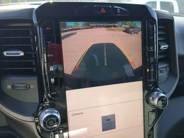 2026 RAM 3500 RAM 3500 TRADESMAN CREW CAB 4X4 8' BOX