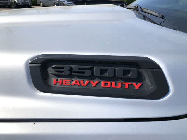 2026 RAM 3500 RAM 3500 TRADESMAN CREW CAB 4X4 8' BOX