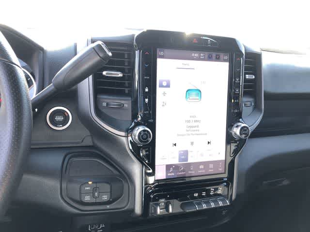 2026 RAM 3500 RAM 3500 TRADESMAN CREW CAB 4X4 8' BOX