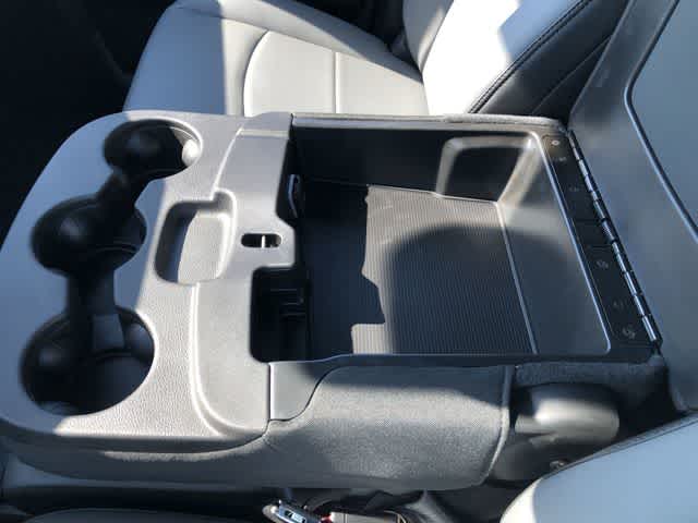 2026 RAM 3500 RAM 3500 TRADESMAN CREW CAB 4X4 8' BOX