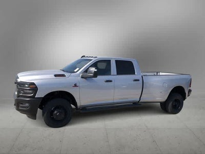 2026 RAM 3500 RAM 3500 TRADESMAN CREW CAB 4X4 8' BOX