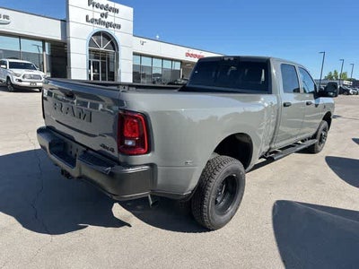2026 RAM 3500 RAM 3500 TRADESMAN CREW CAB 4X4 8' BOX