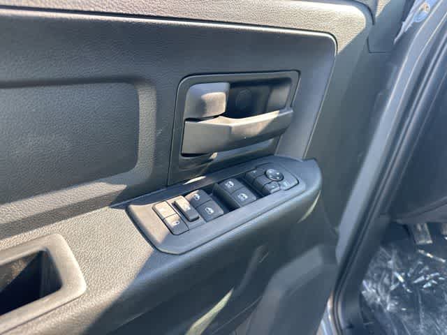 2026 RAM 3500 RAM 3500 TRADESMAN CREW CAB 4X4 8' BOX