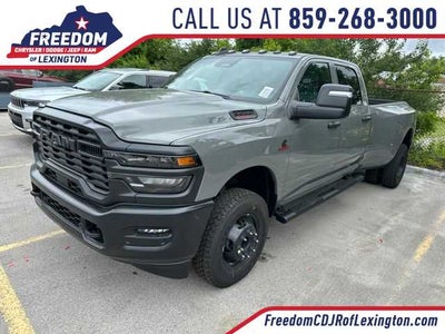 2026 RAM 3500 RAM 3500 TRADESMAN CREW CAB 4X4 8' BOX