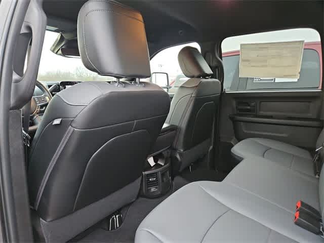 2026 RAM 3500 RAM 3500 TRADESMAN CREW CAB 4X4 8' BOX