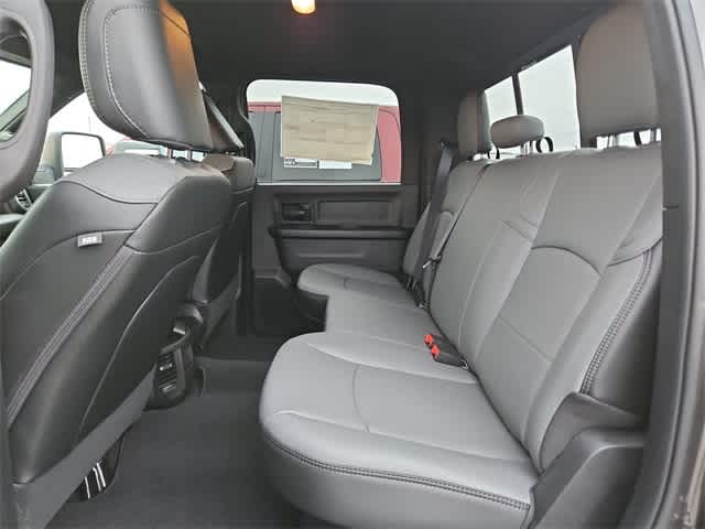 2026 RAM 3500 RAM 3500 TRADESMAN CREW CAB 4X4 8' BOX