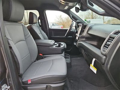 2026 RAM 3500 RAM 3500 TRADESMAN CREW CAB 4X4 8' BOX