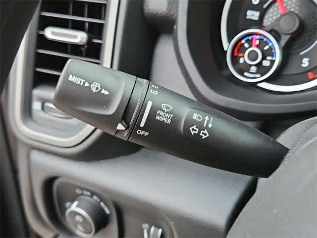 2026 RAM 3500 RAM 3500 TRADESMAN CREW CAB 4X4 8' BOX